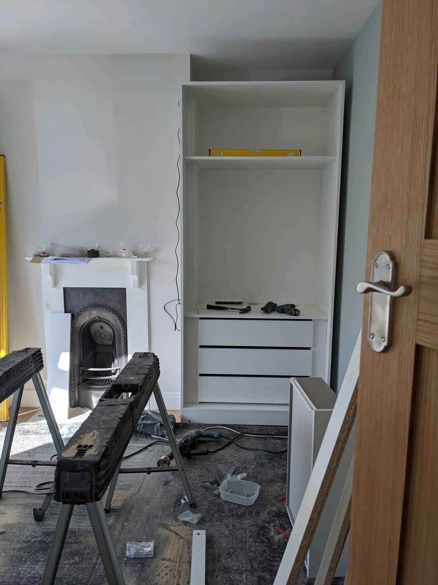 Fitted wardrobes around chimney breast deals